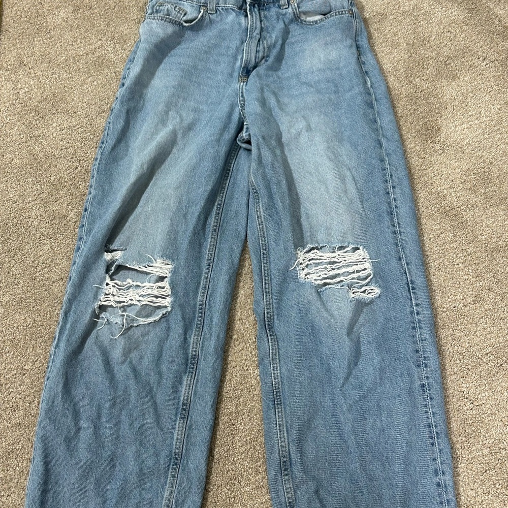 Divided Blue Boyfriend Jeans Distressed Relaxed Fit
